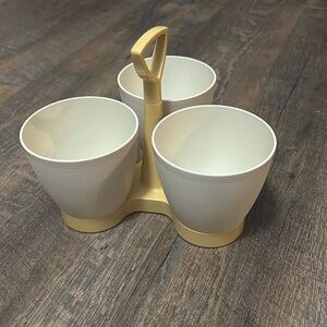 Tupperware‎ Condiment Serving Vintage Mustard Color